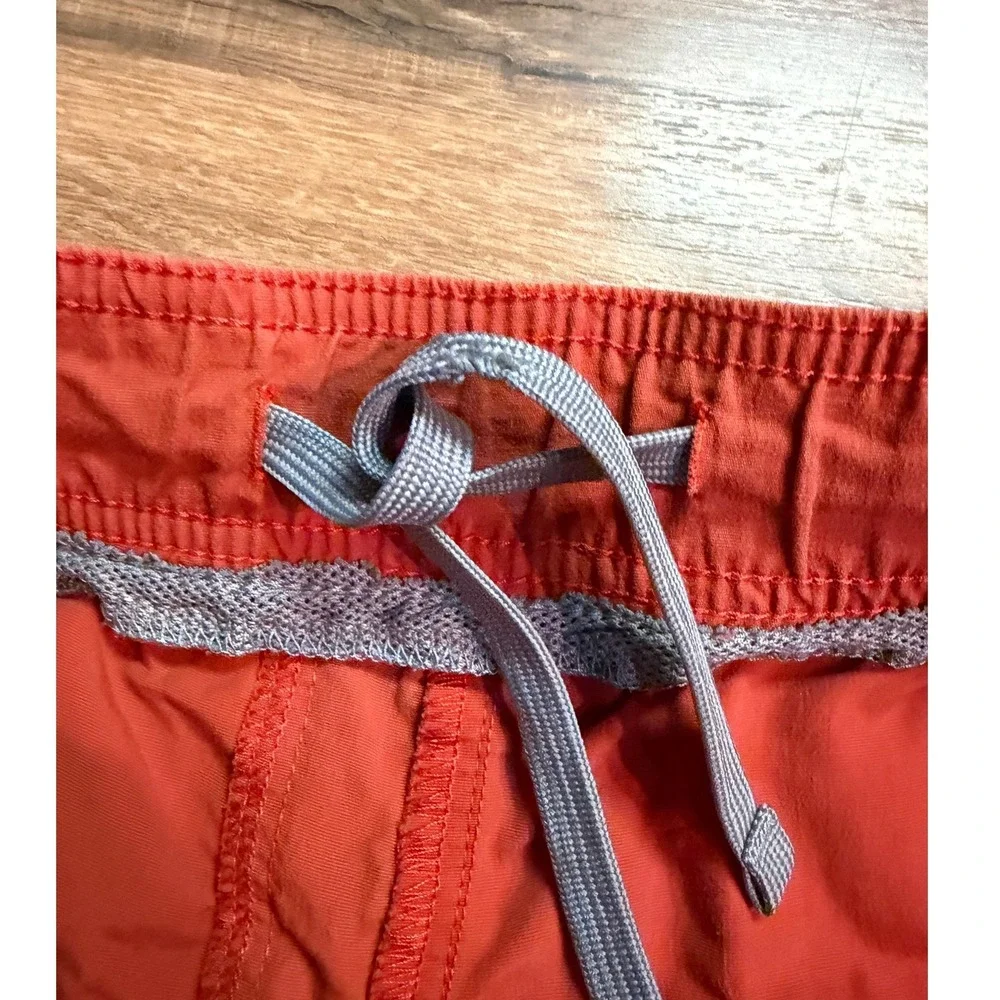 The North Face FlashDry Shorts Orange Men Large Hiking Gorpcore Activewear